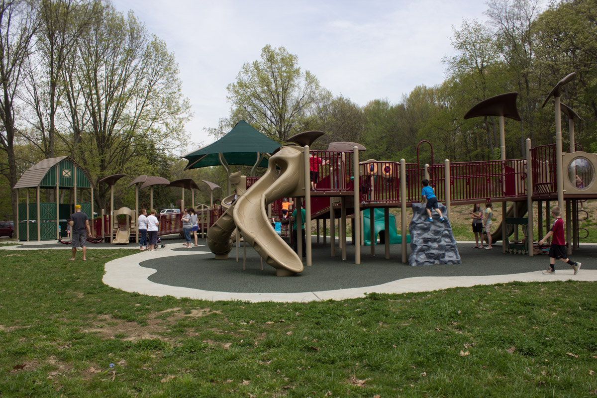 round hill park and farm